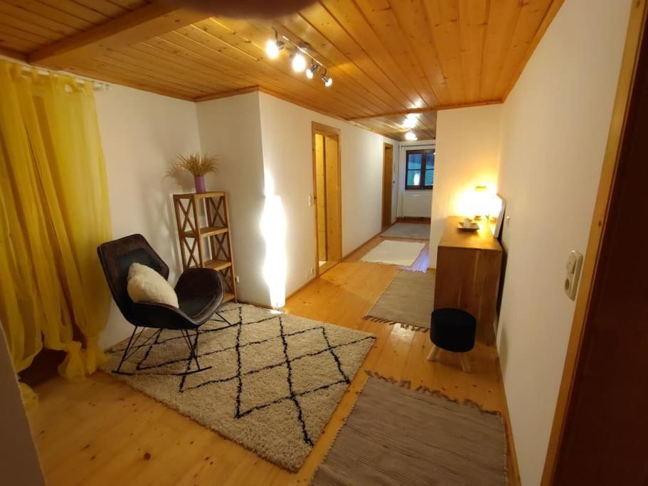 Ferienwohnung S'Rastl Direkt Mit Bergpanorama Grundlsee Exterior foto