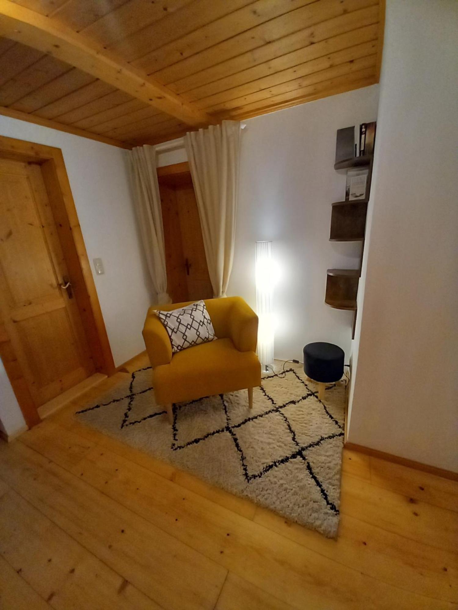 Ferienwohnung S'Rastl Direkt Mit Bergpanorama Grundlsee Exterior foto
